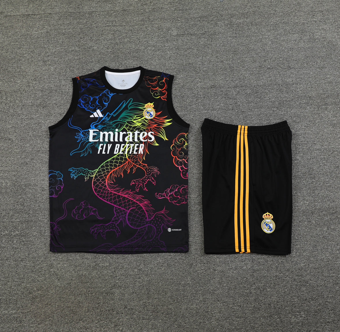 Conjunto de entrenamiento Dragón negro Real Madrid 2024/25