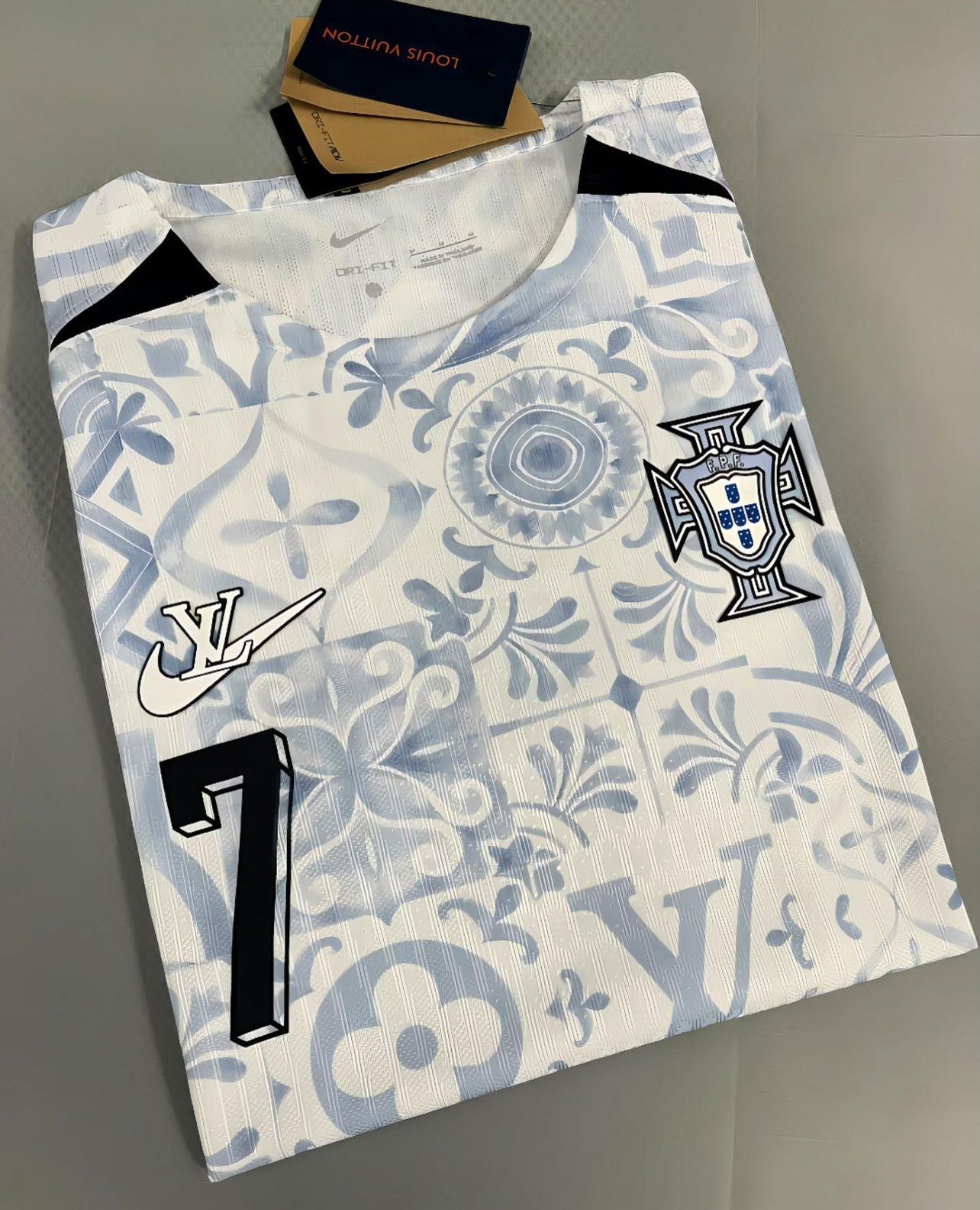 24/25 Portugal x LV Limitierte Ausgabe