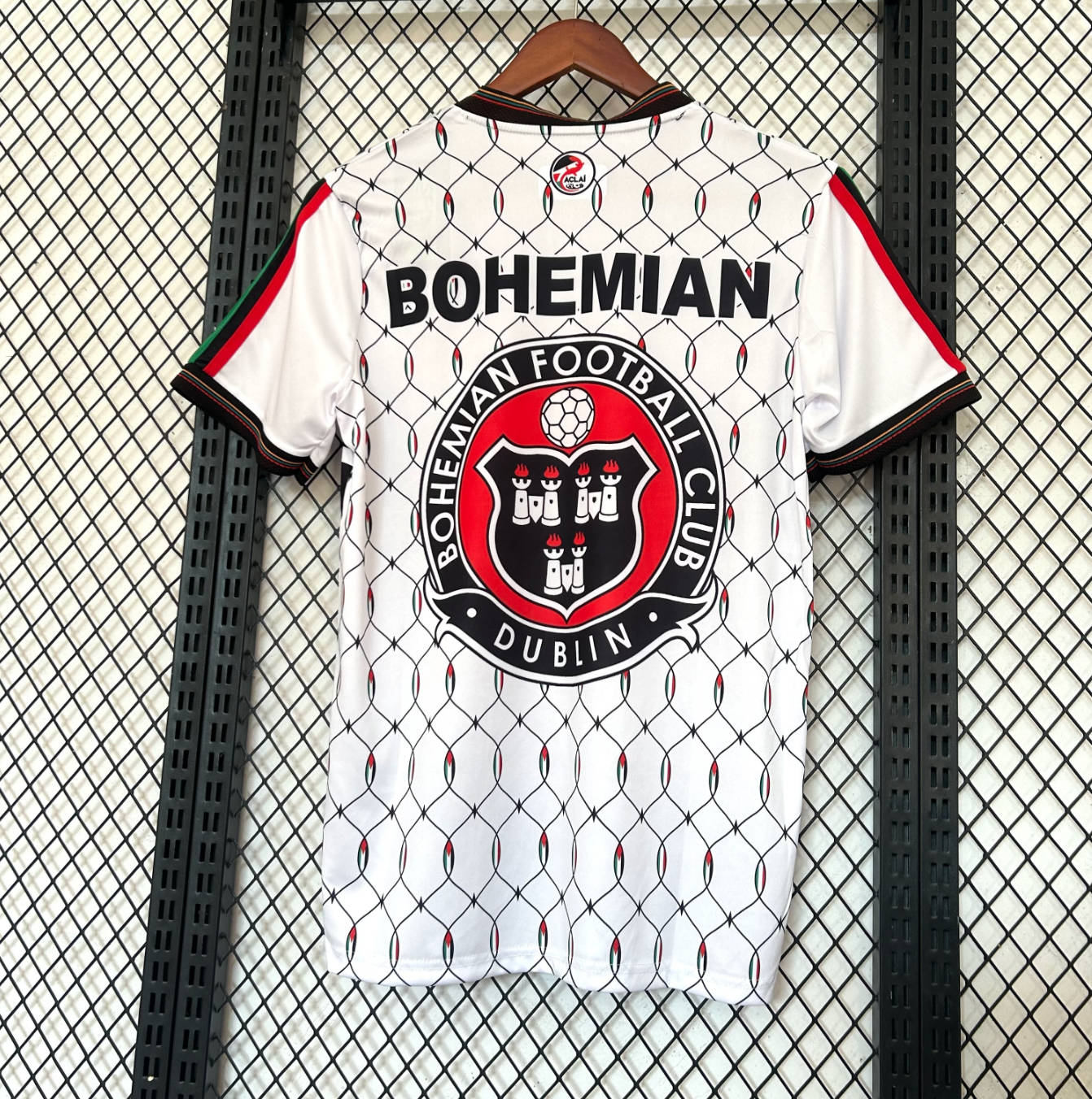 Maillot extérieur Bohemian FC x Kneecap 2026 – Édition Soutien Palestine