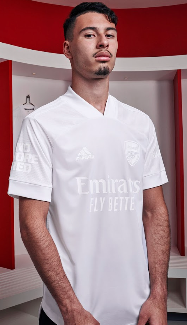 Kit bianco Arsenal 21/22