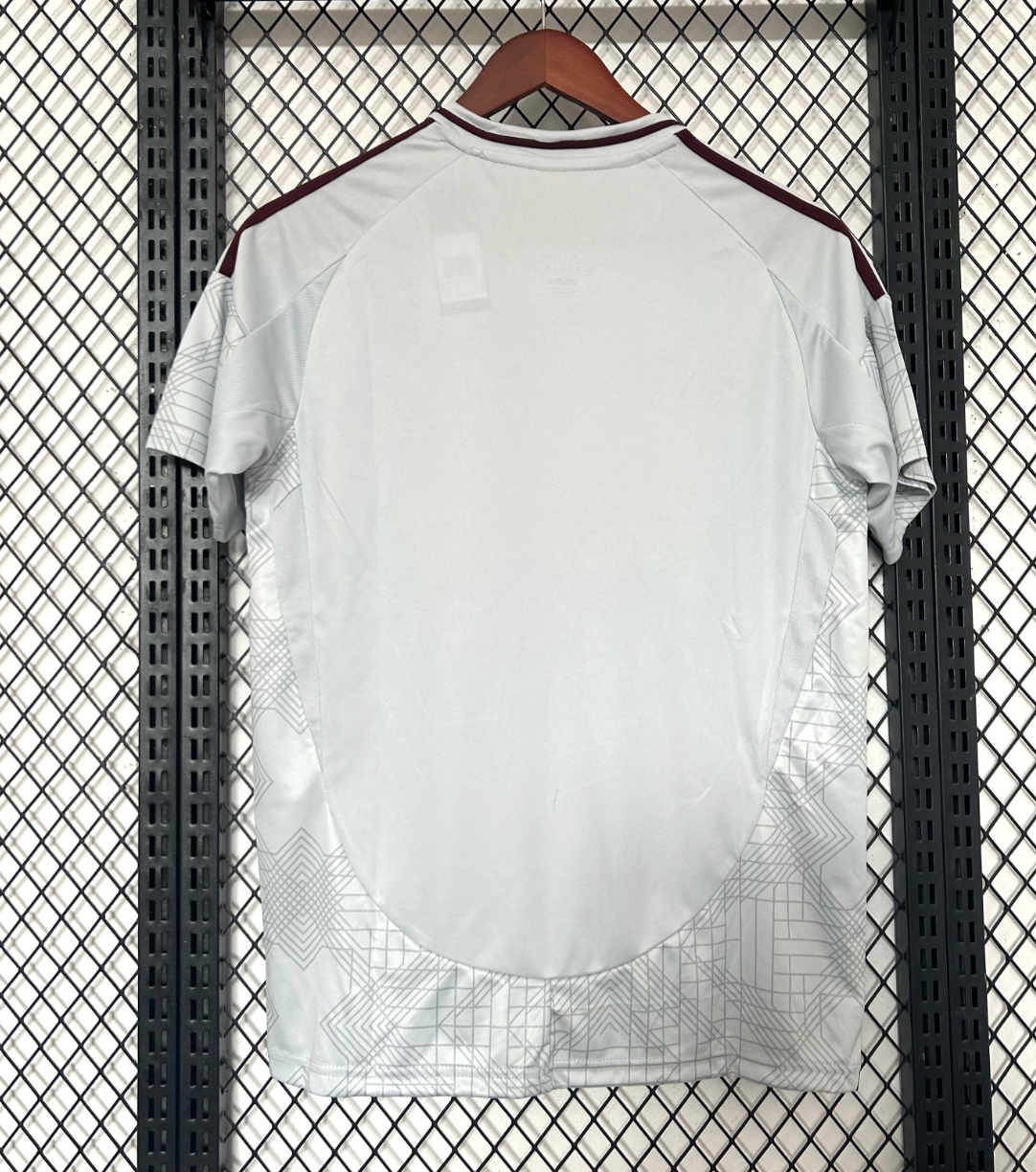 Terza maglia Ajax 2024/2025