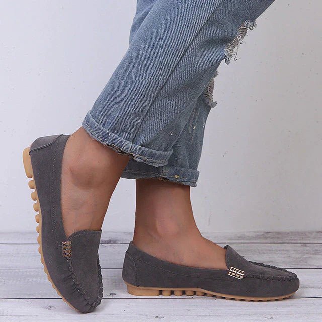 Damen-Loafer — Schlupfschuh, flache Sohle, geschlossener Obermaterial, minimalistisches Design