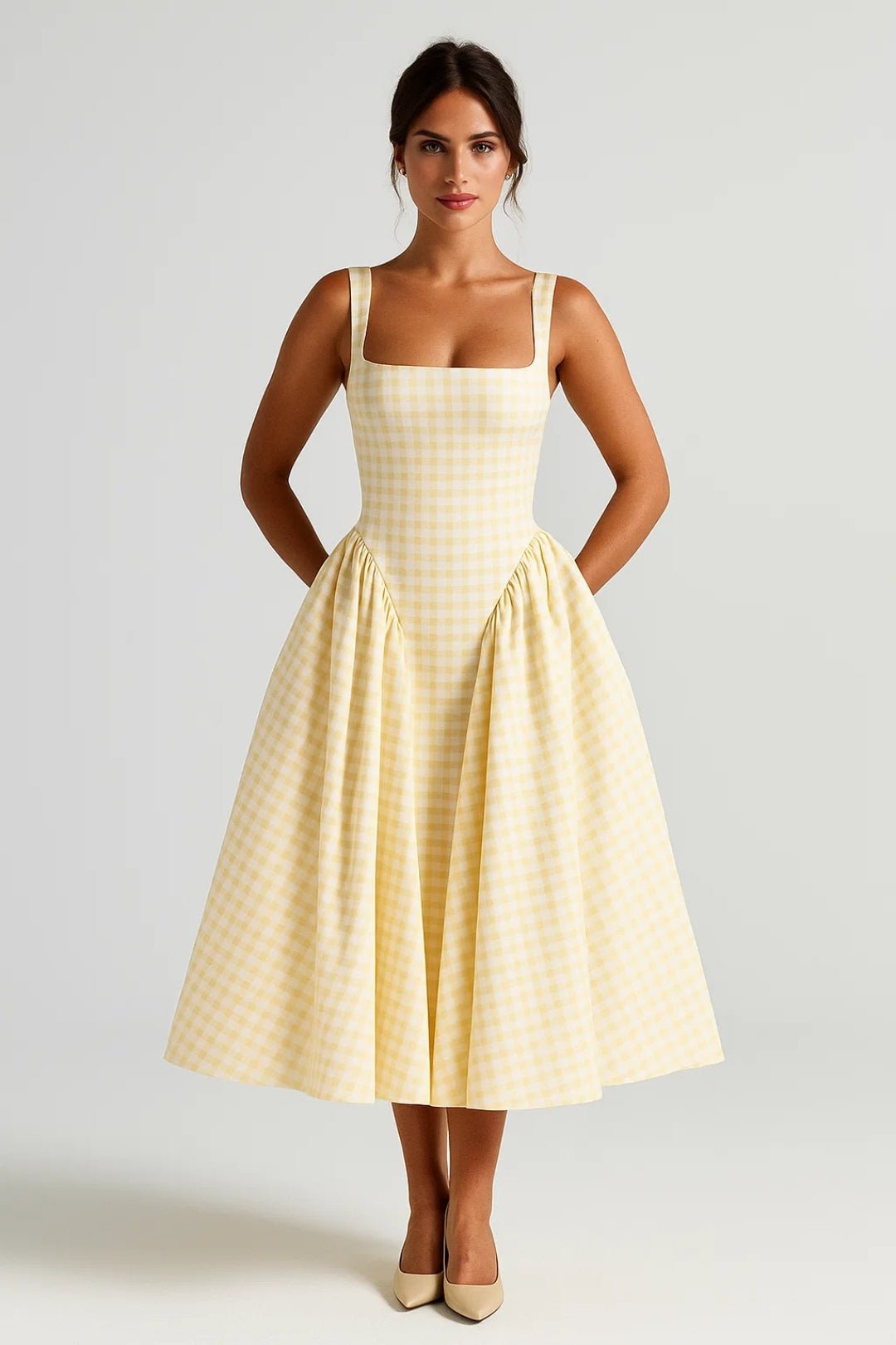 Damen-Midikleid — Kariertes Muster, Spaghettiträger, ausgestellter Rock
