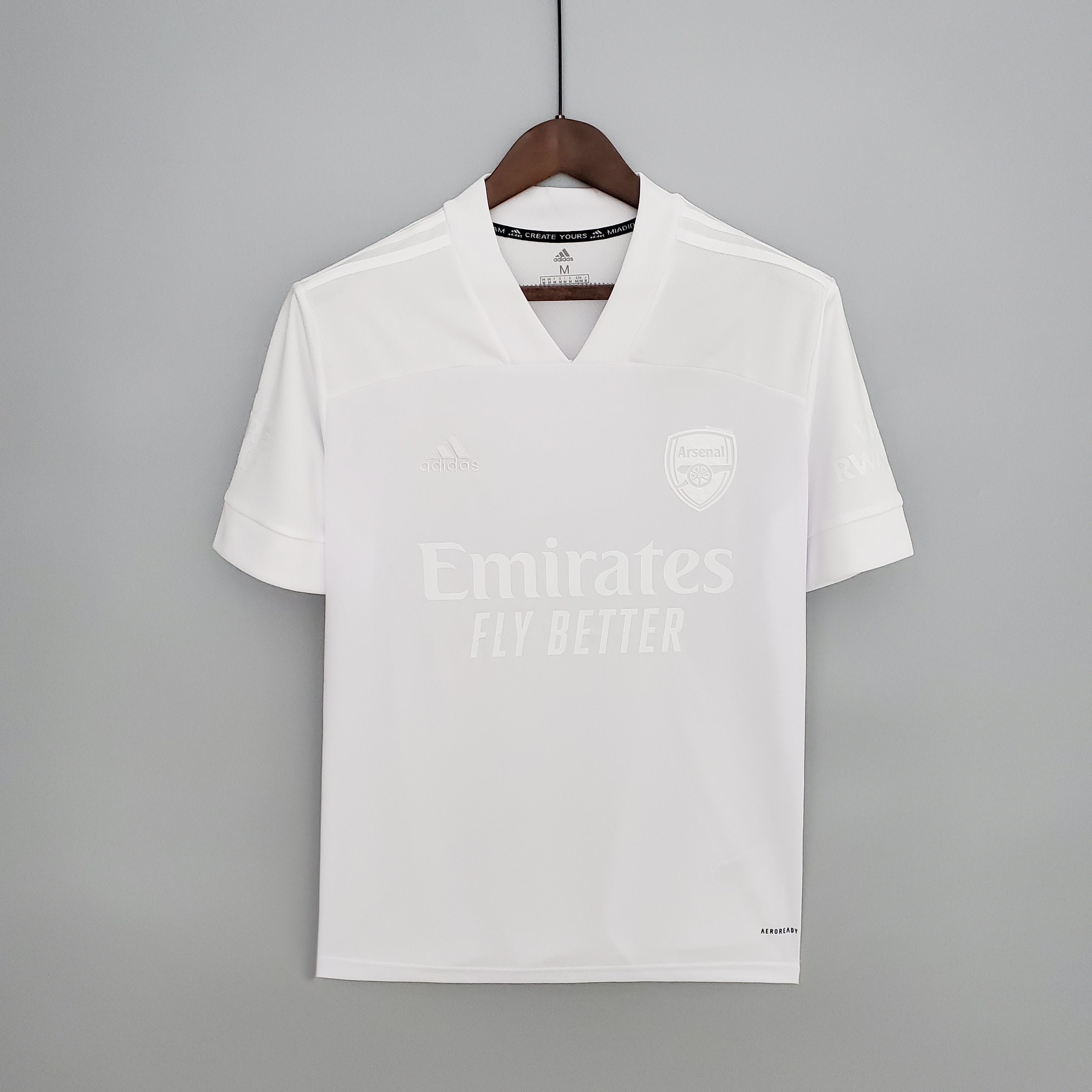 Kit bianco Arsenal 21/22