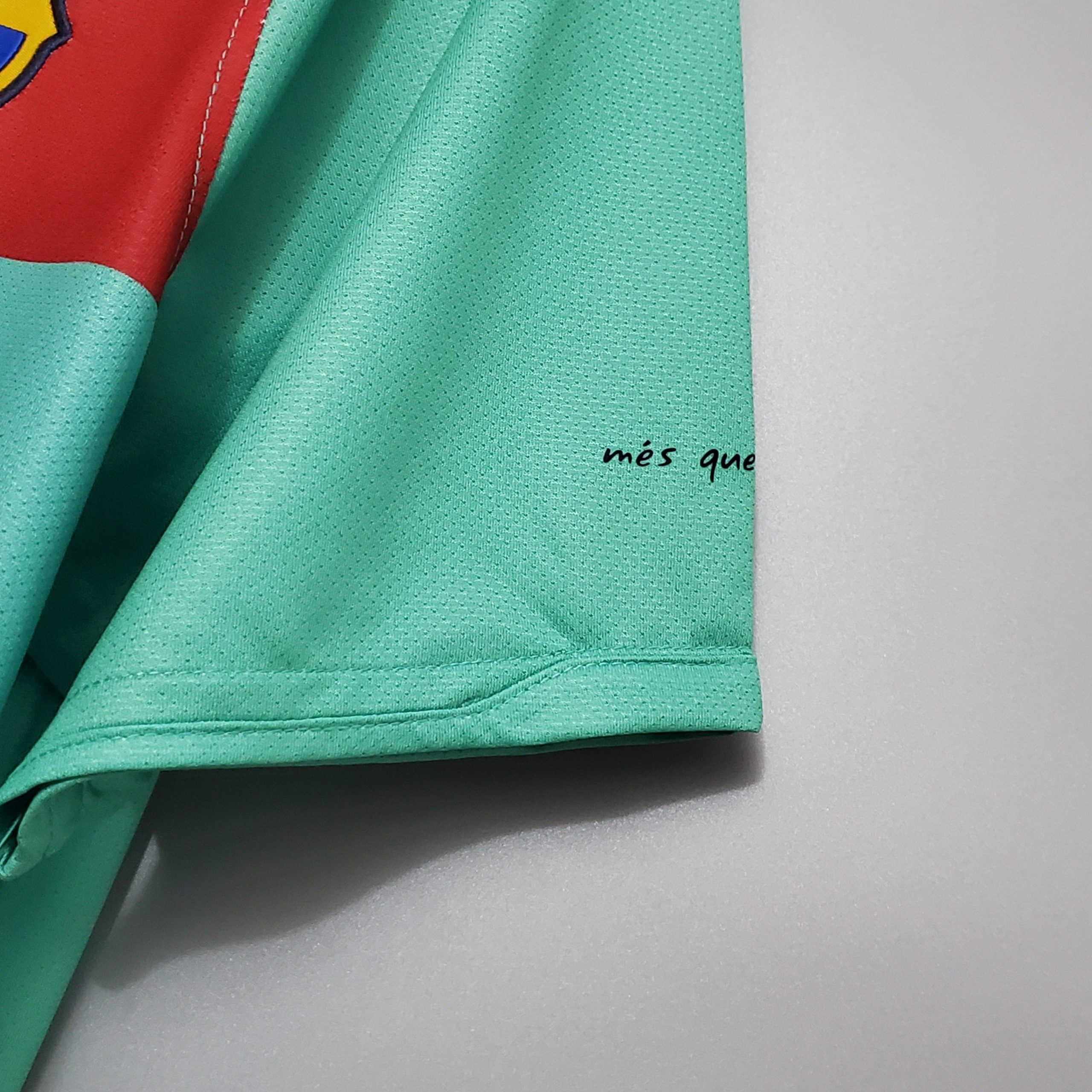 BARCELONA AWAY RETRO 2010 / 2011