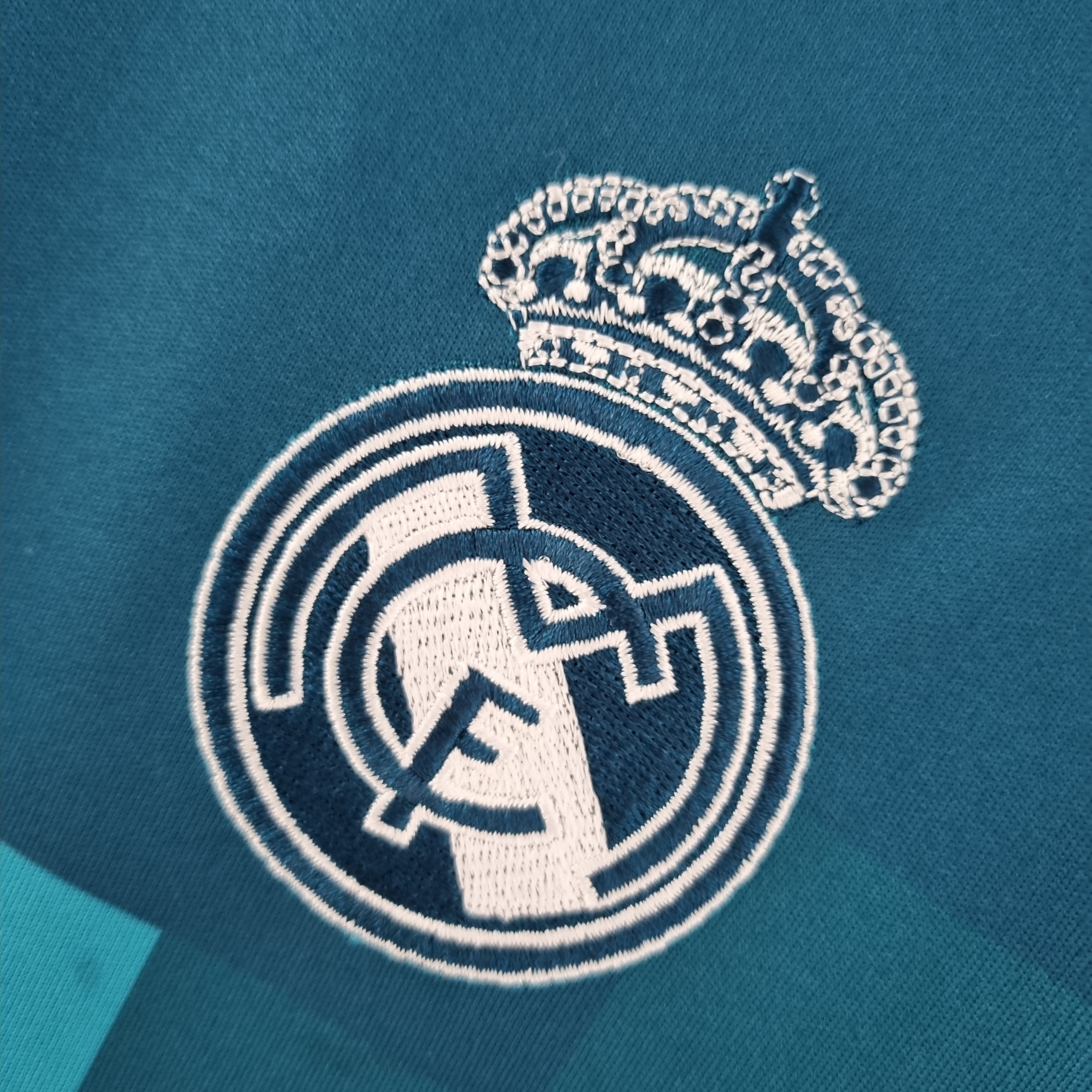 REAL MADRID TERZA MAGLIA RETRO 2017/2018