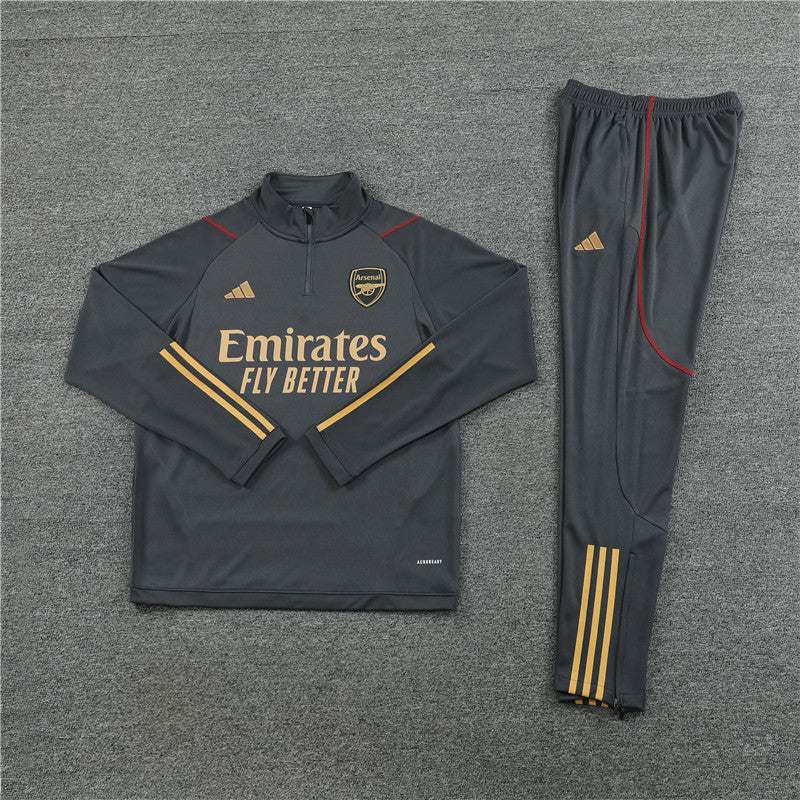 Arsenal Grauer Trainingsanzug