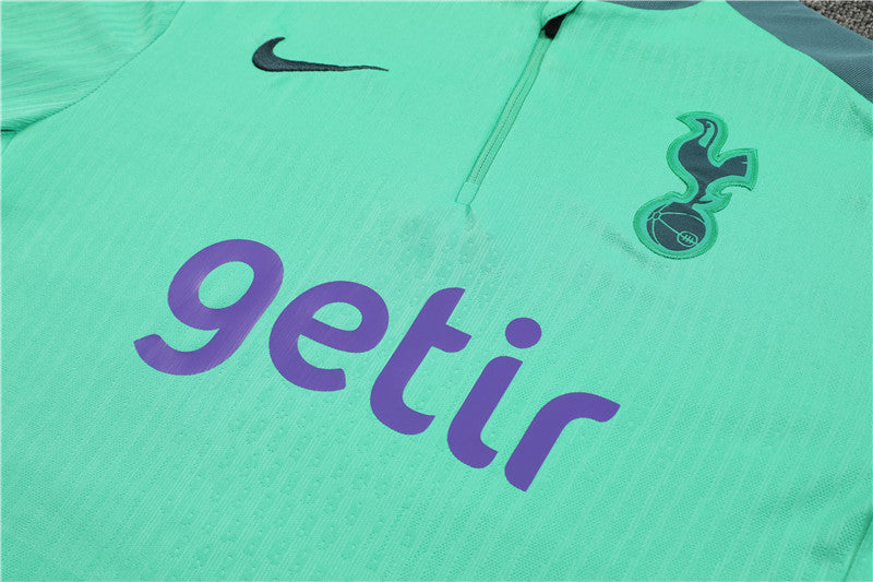 Chándal verde menta Tottenham