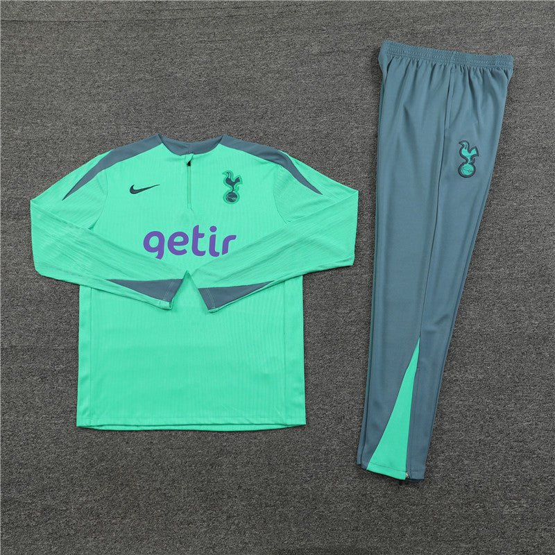 Chándal verde menta Tottenham