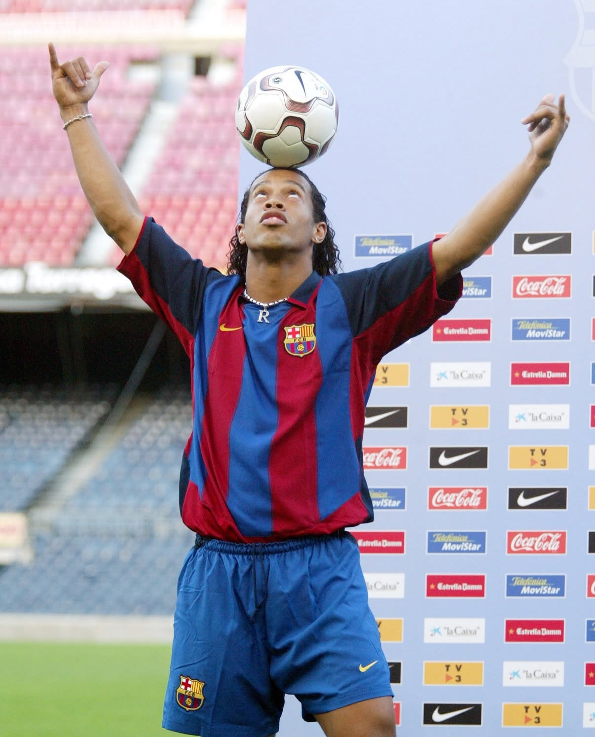 FC Barcelona 2003-2004 Retro Jersey
