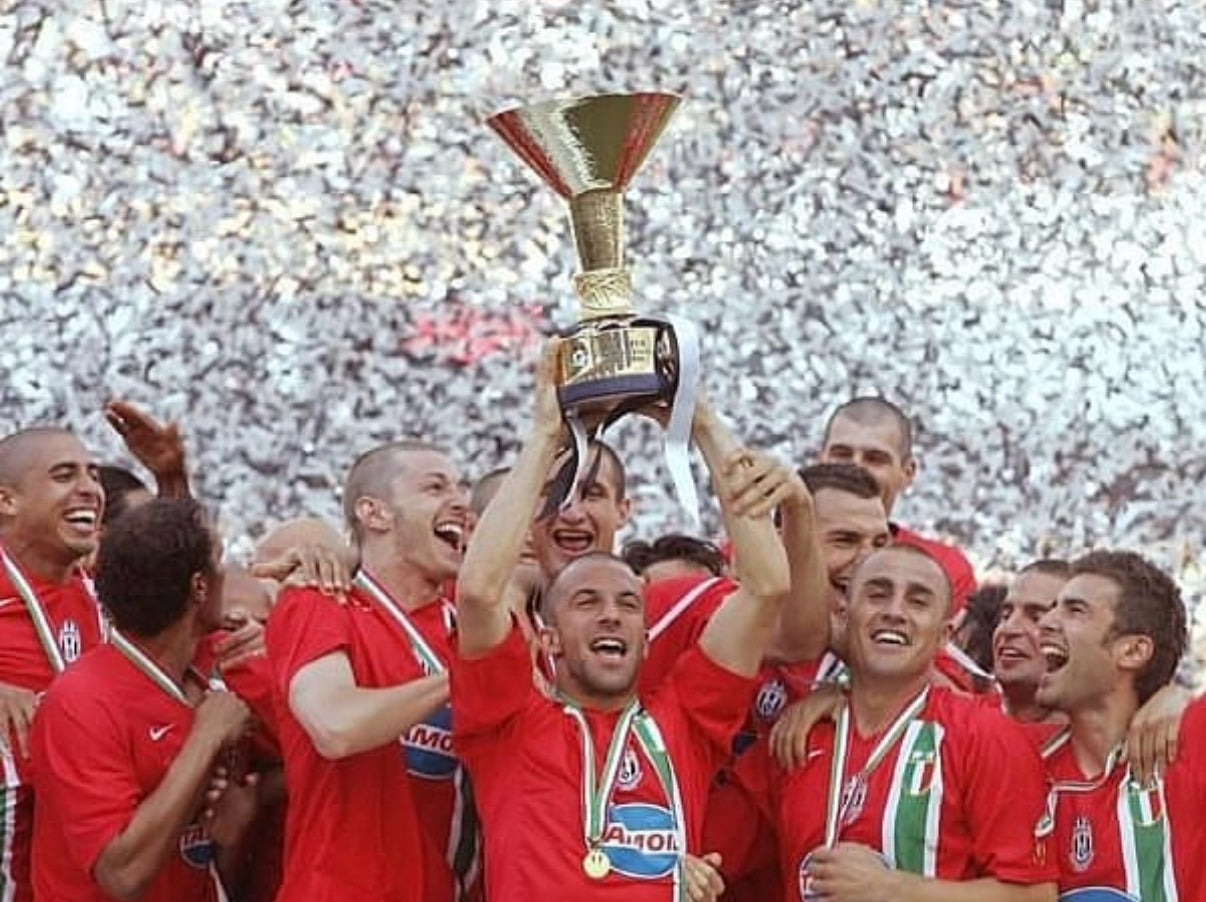 Camisola Retro de Manga Comprida da Juventus 2004–2005