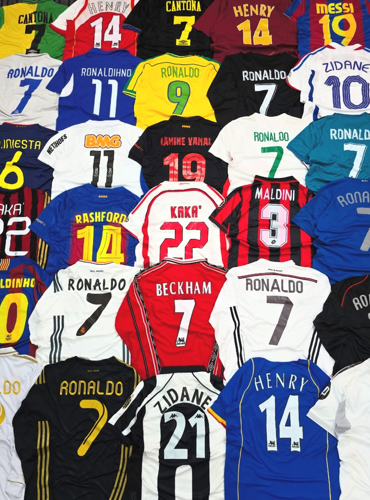 Paquete caja misteriosa 4 camisetas