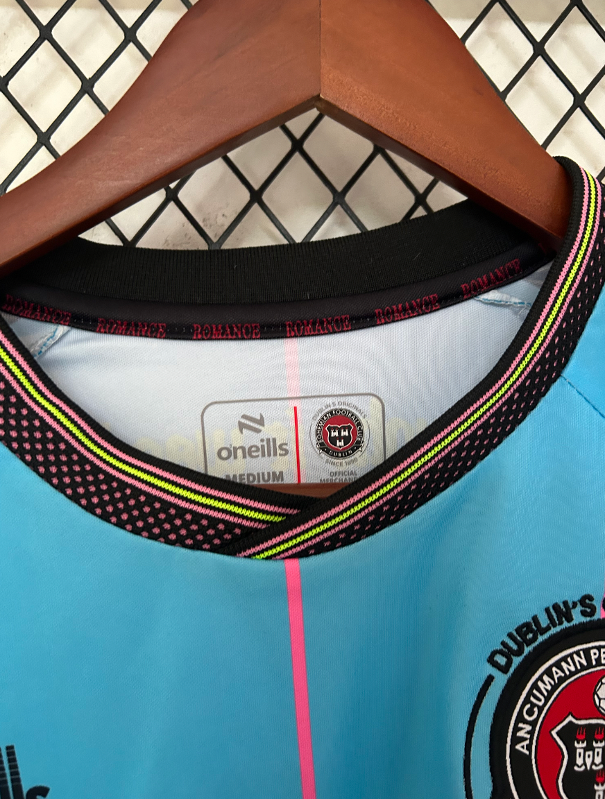Tercer uniforme Bohemian FC 2025/2026