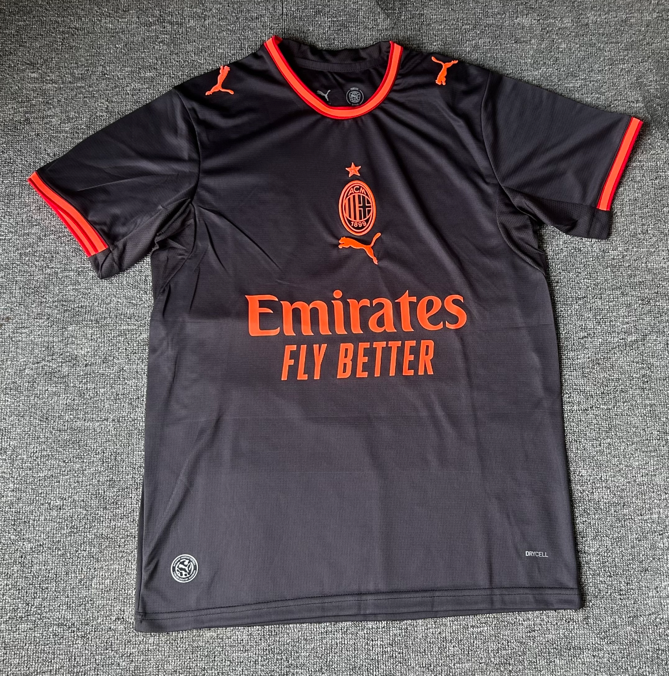 Terza maglia AC Milan 2026/2027