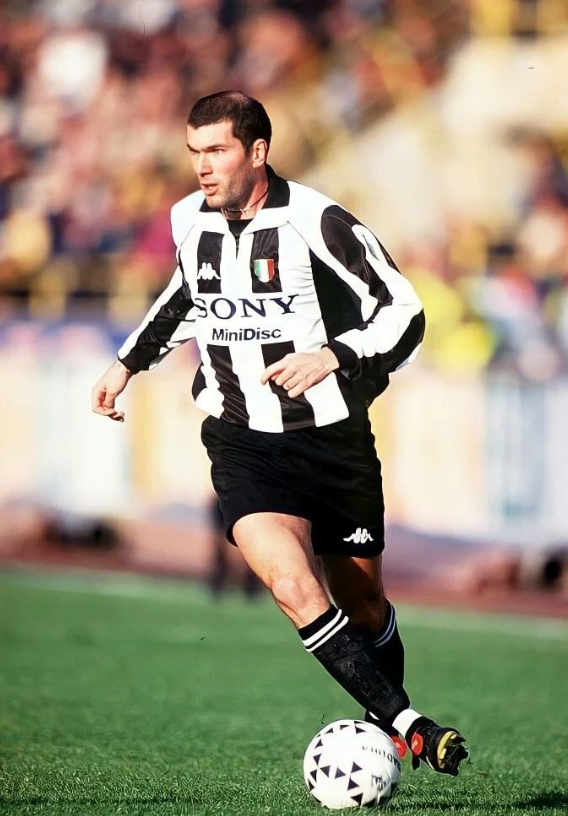 Juventus 1997-1998 Langarm Heimtrikot