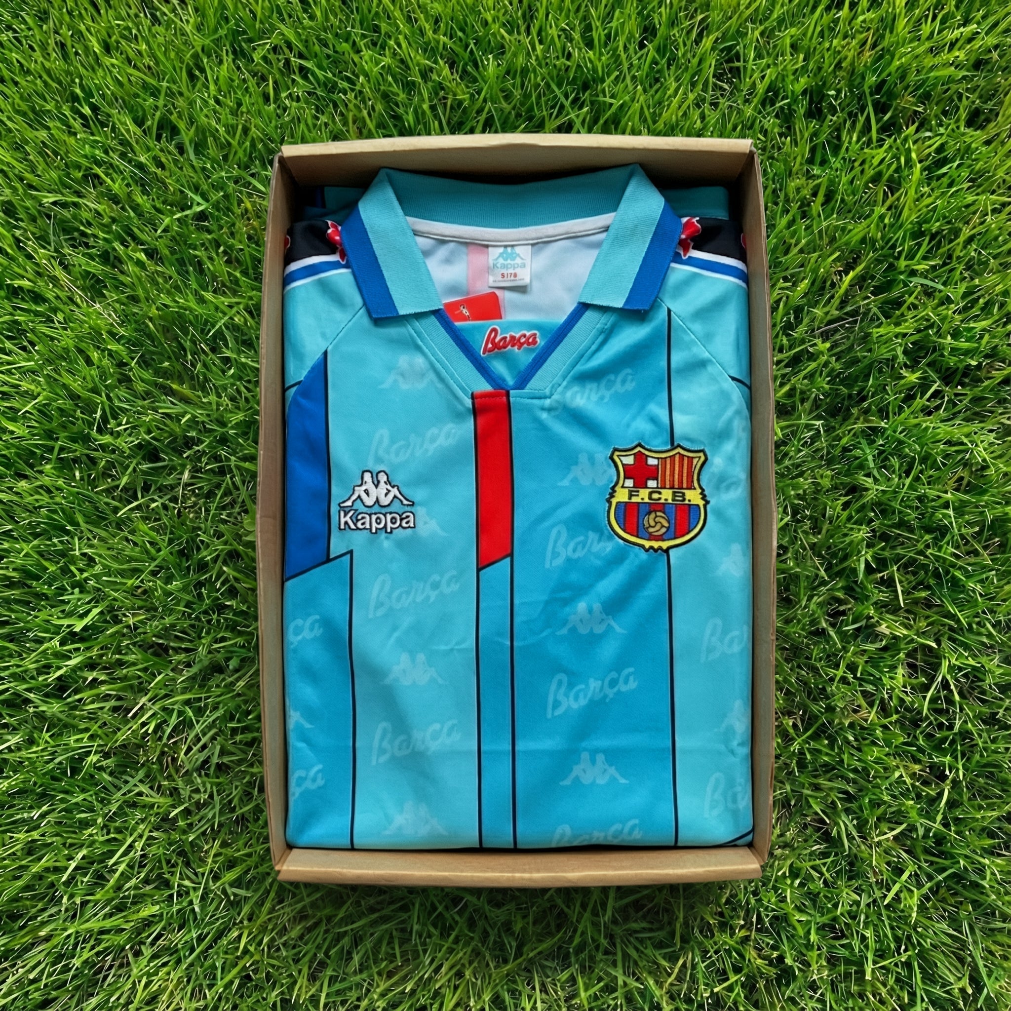 Caixa Camisola de Futebol Retro Mistério (1 item)
