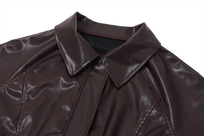 Giacca donna — Vestibilità oversize, chiusura con zip, stile casual
