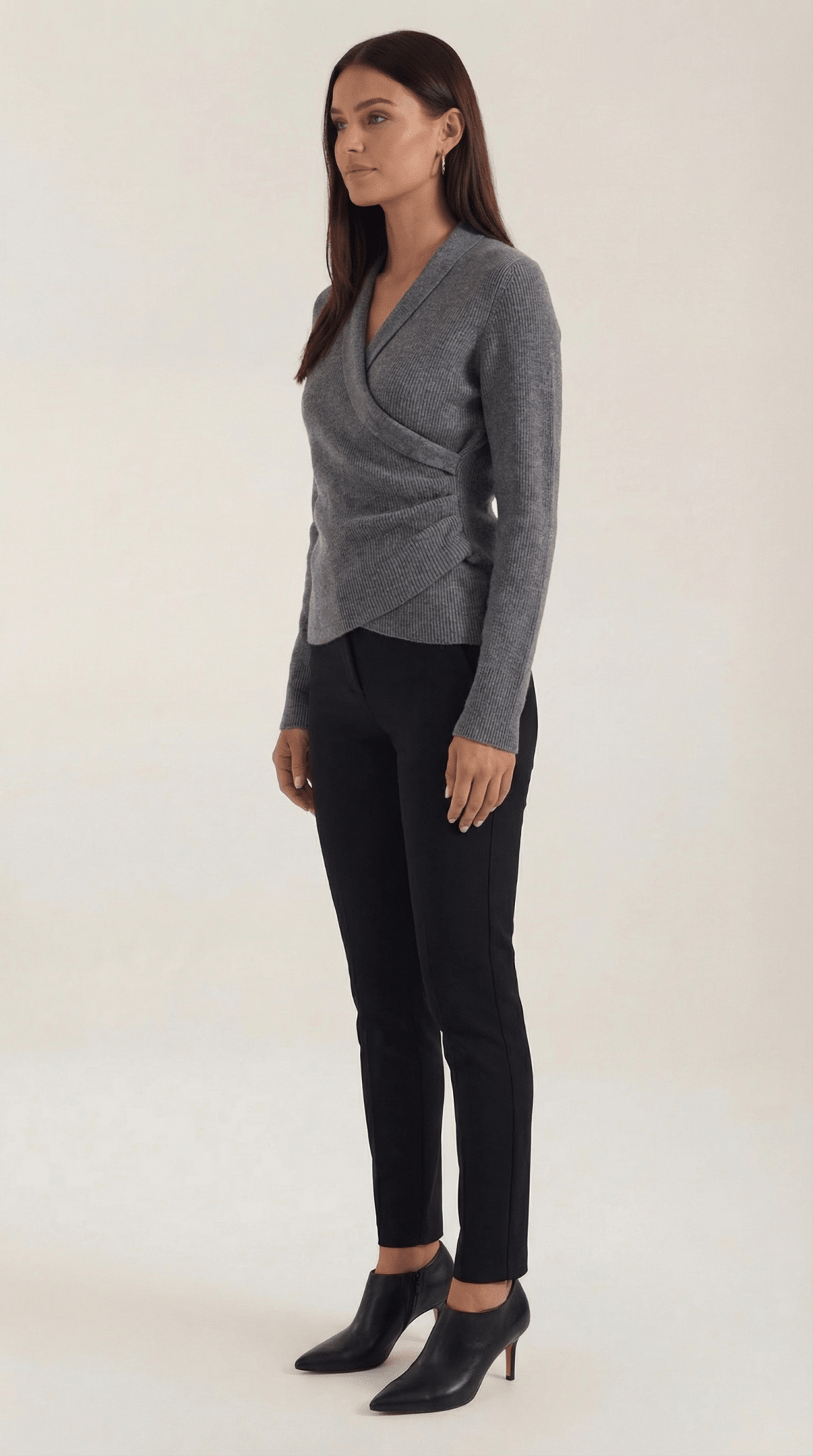 Damen-Pullover — Eng anliegend, Wickelkragen-Design