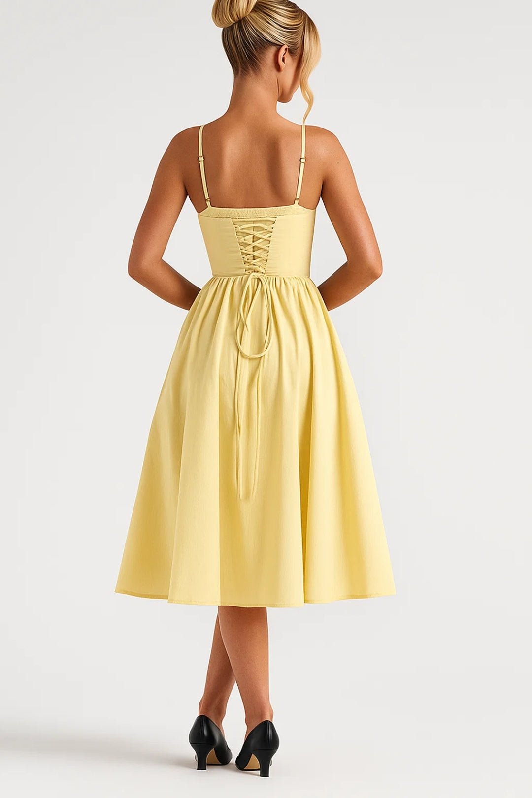 Midikleid für Damen — Spaghettiträger, ärmellos, ausgestellter Schnitt