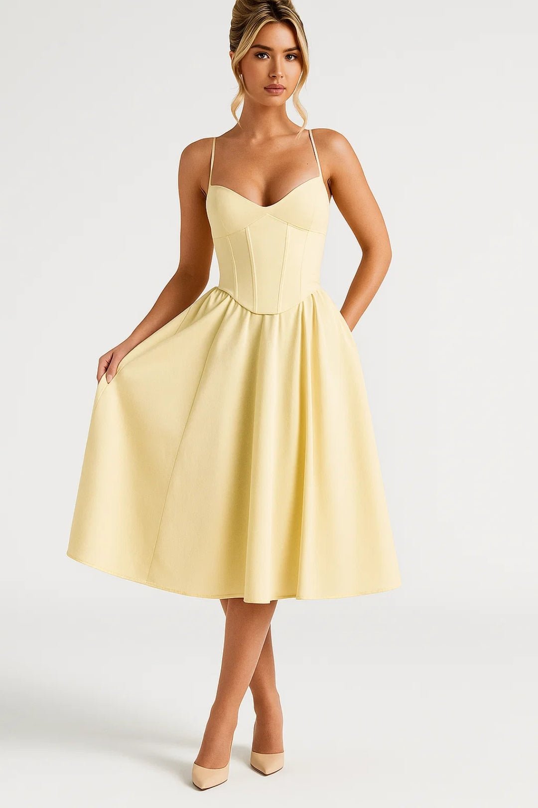 Midikleid für Damen — Spaghettiträger, ärmellos, ausgestellter Schnitt