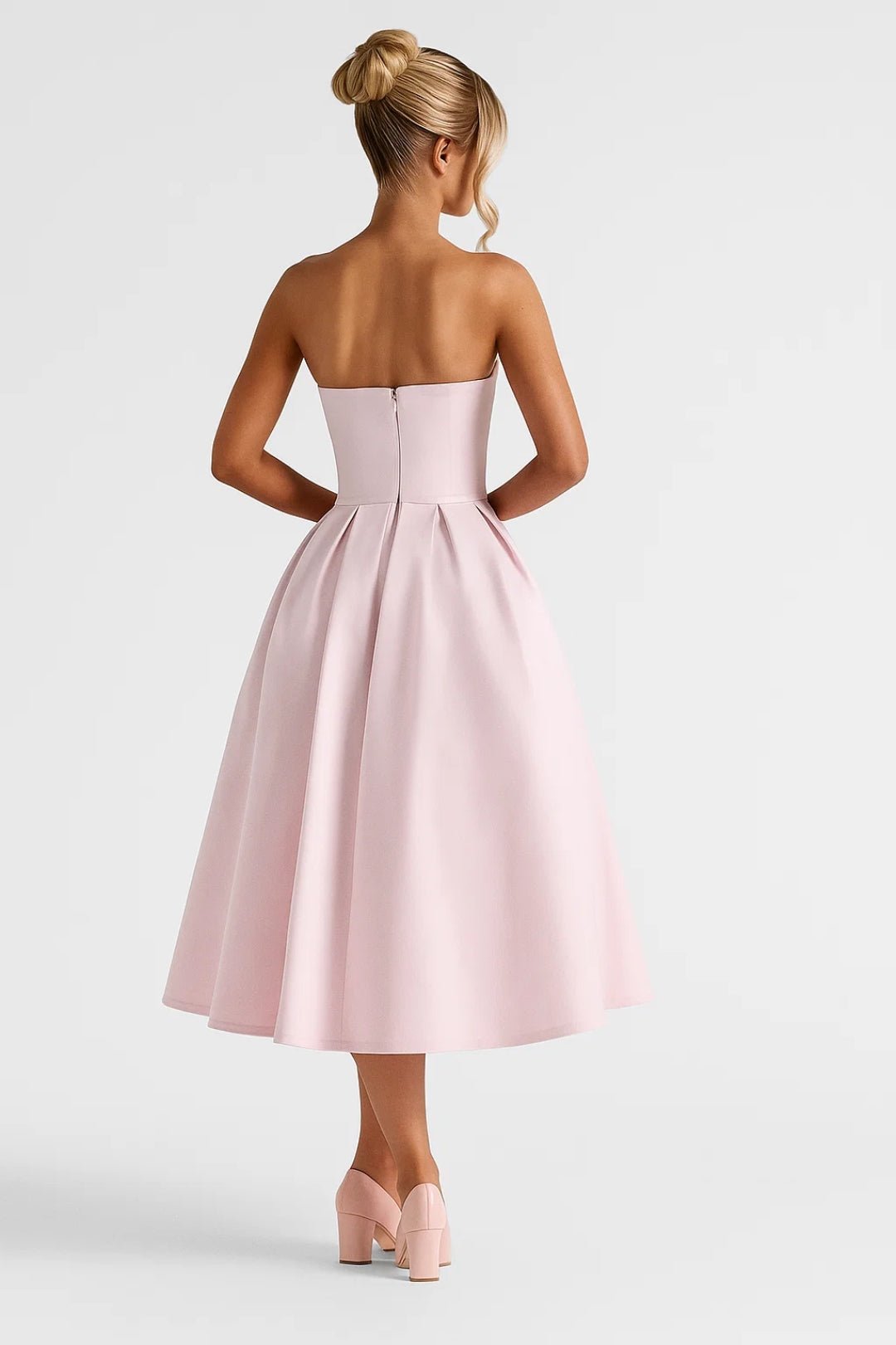 Damen-Midikleid — Trägerlos, figurbetontes Oberteil, ausgestellter Rock  