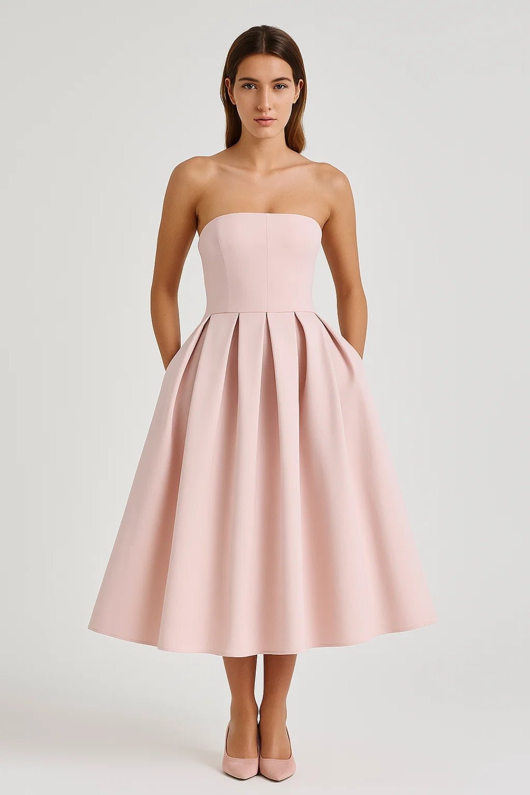 Damen-Midikleid — Trägerlos, figurbetontes Oberteil, ausgestellter Rock  